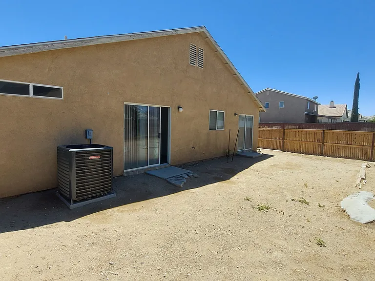 13710 Dellwood Rd — Photo 16