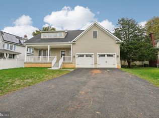 43 Bennett Ave, Westminster, MD 21157