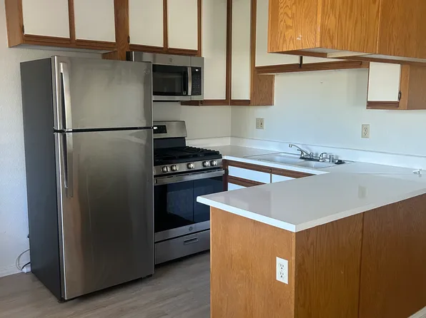1312 Capri Dr APT 202, Boulder City, NV 89005