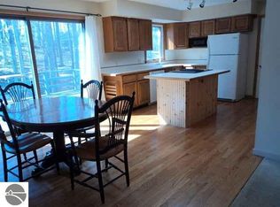 2855 E Holiday Pines Rd, Traverse City, MI 49686