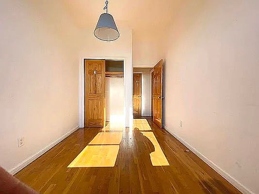 5th image of 370 Menahan St #3C