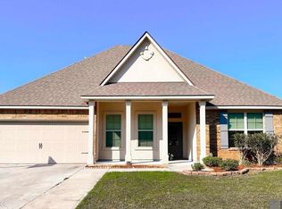 17490 Soaring Flight Dr, Prairieville, LA 70769