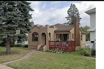 1916 Lawn St — Photo 1