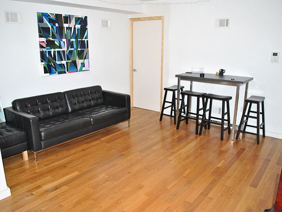 5th image of 132 Scholes St APT 2B