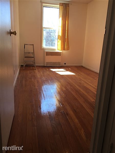 Bedroom #1
