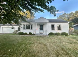 2905 Penny Ln, Youngstown, OH 44515