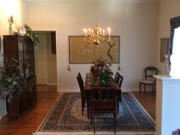 2nd image of 1116 Hunt Club Ln