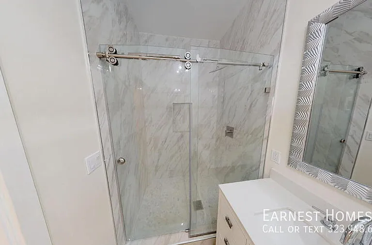 7252 Glade Ave — Photo 15
