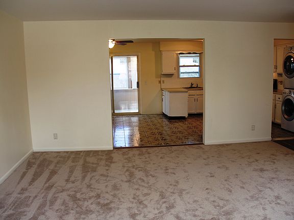 2nd image of 125-3 Washington Ave