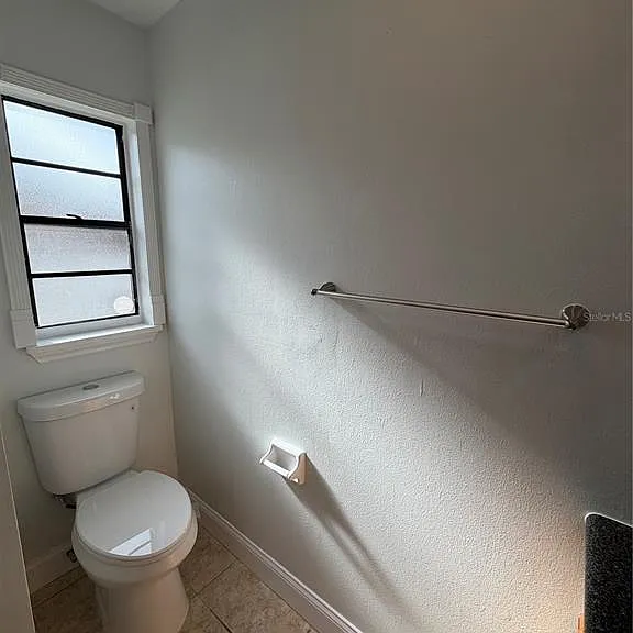 6933 Rembrandt Dr — Photo 27