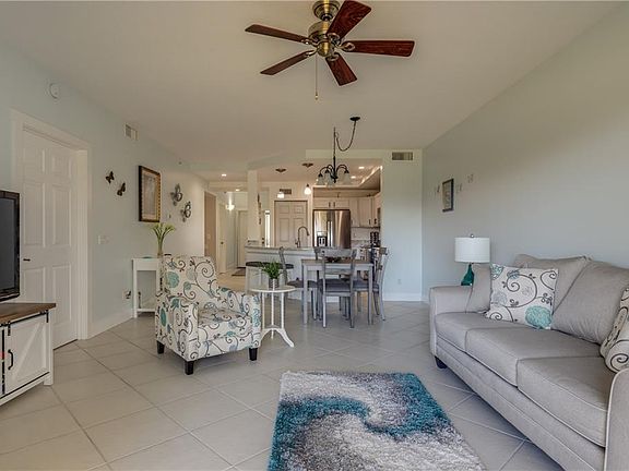 3rd image of 13530 Mystic Dr #205