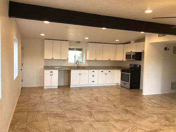 4th image of 1524 San Antonio Dr