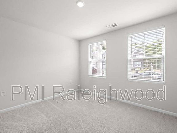5th image of 1838 Woodall Crest Dr