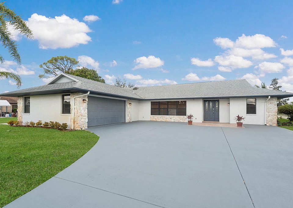 1st image of 641 NW Billiar Avenue