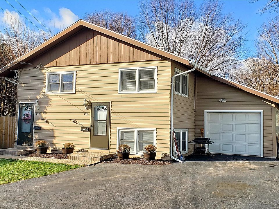 1st image of 935-937 Bowditch Ave