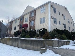 10 Nuttall Ln APT 2, Worcester, MA 01604
