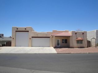 8764 Navajo Ln, Parker, AZ 85344
