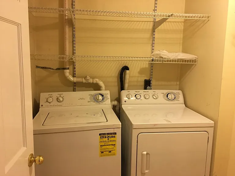 100 Emerson St #1 — Photo 9