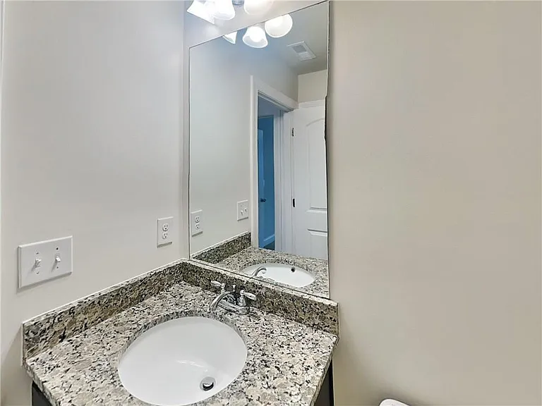 85 Lotus Ln — Photo 16