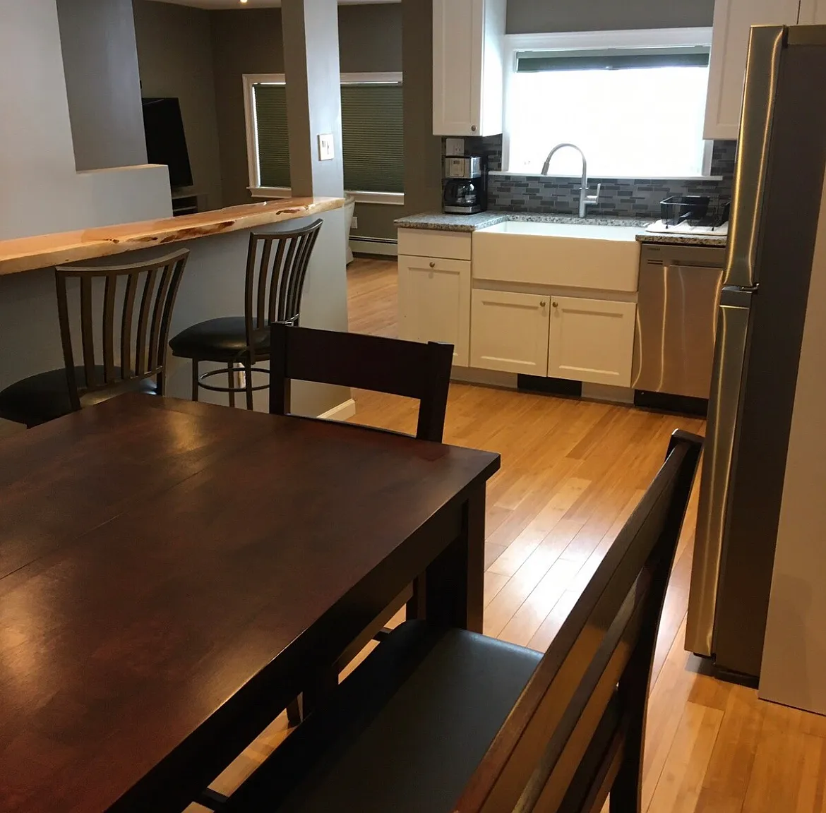 34 E Agate Ave — Photo 2