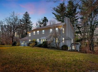 62 Summit Ridge Rd, Stamford, CT 06902