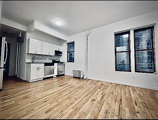 1st image of 337 W 14th St #34A