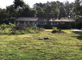 1092 Jordan Store Rd, Kents Store, VA 23084