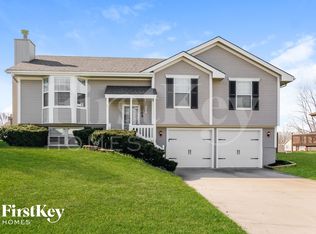 1709 Roberta Dr, Raymore, MO 64083