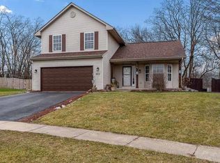 921 Calgary Way, Belvidere, IL 61008