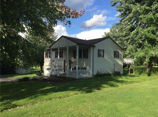 6422 N Centenary Rd, Williamson, NY 14589