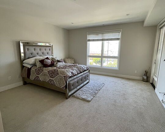 5th image of 1517 S Bentley Ave APT 303