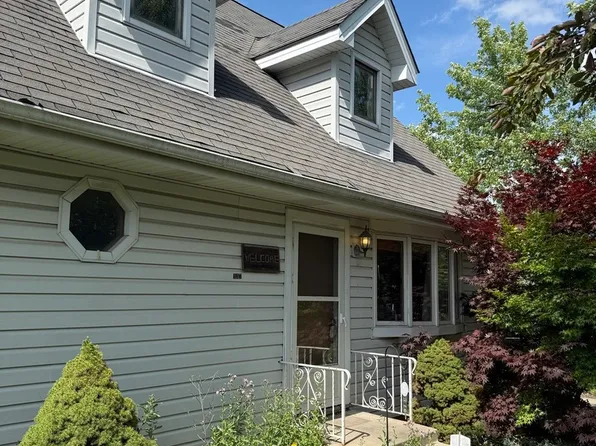 137 E Joliet Hwy, New Lenox, IL 60451
