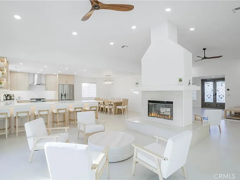 68135 Tachevah Dr — Photo 13
