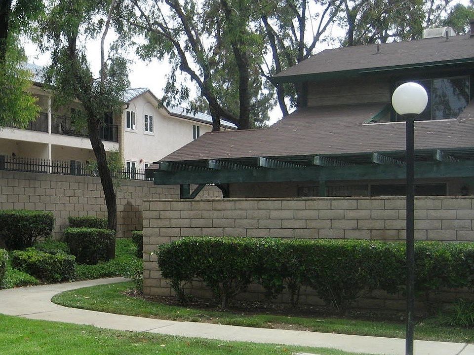 1st image of 2042 S Mountain Ave