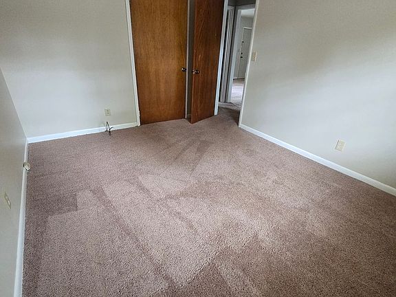 4th image of 215 Parris St SE APT 4