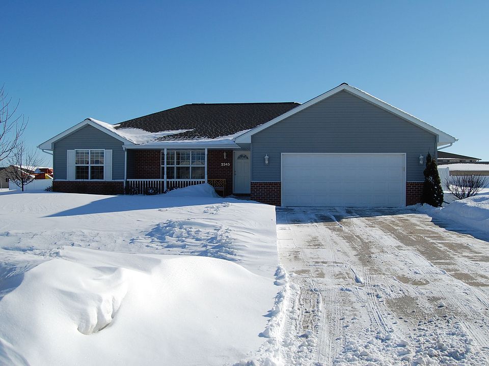 1st image of 2345 Samantha St