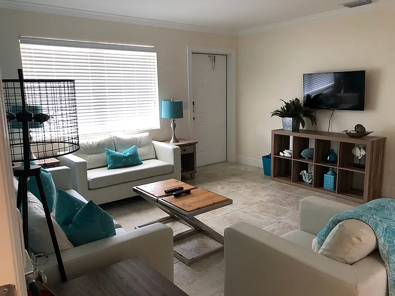 1236 Beach Rd #4 — Photo 18