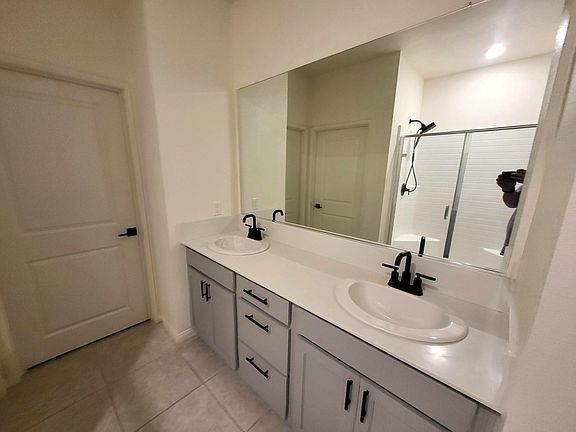 4th image of 18447 W Montage Ln