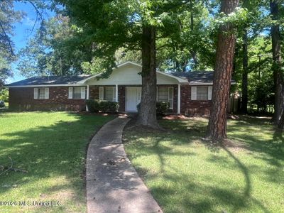 3056 Suncrest Dr, Jackson, MS, 39212