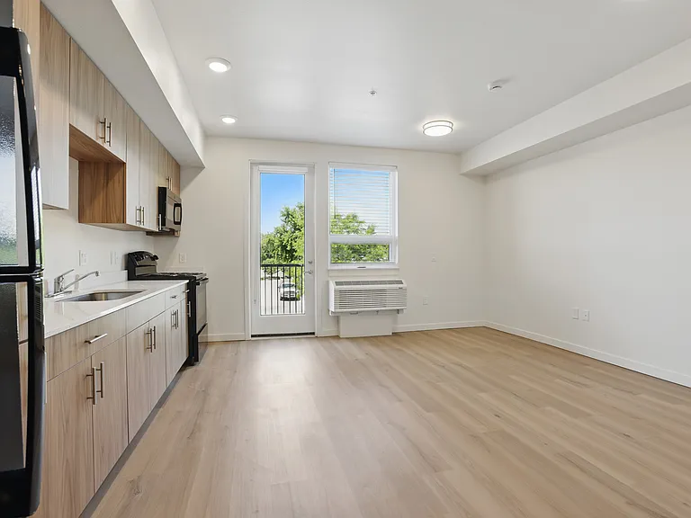 Wilson Station Apartments — Photo 47