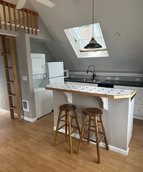 878 Neon Forest Cir #B — Photo 7