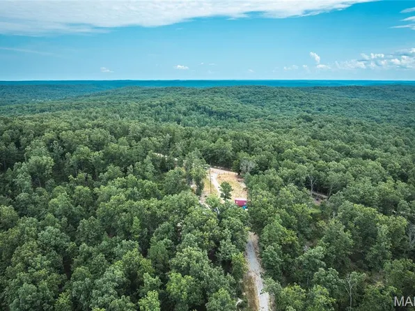11011 Rivercrest Dr, Potosi, MO 63664