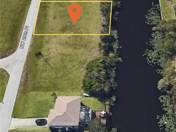 10 NW 29th Pl, Cape Coral, FL 33993