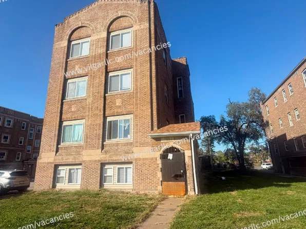 Selling - 1514 W 5th Ave