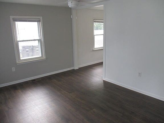 5th image of 24755 Mary St