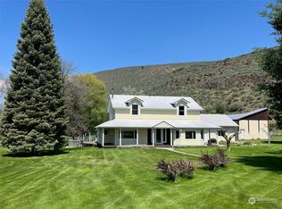 39 Deer Way Loop, Winthrop, WA 98862