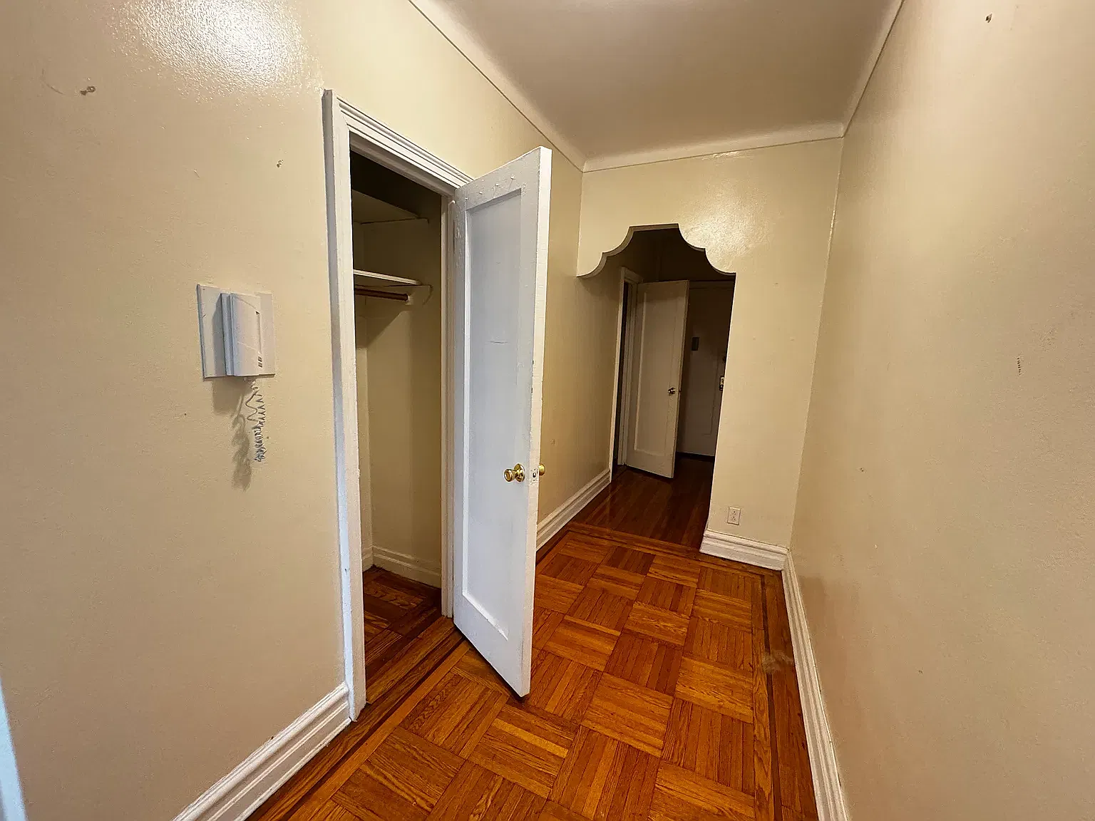 1616 Beverly Road — Photo 4