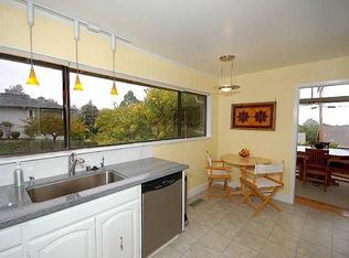 1 Debbie Ln, Belmont, CA 94002