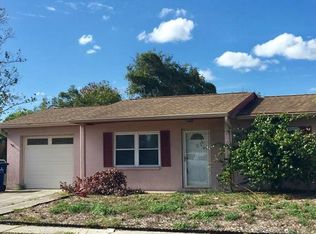 9807 Mapleton Ln, Port Richey, FL 34668