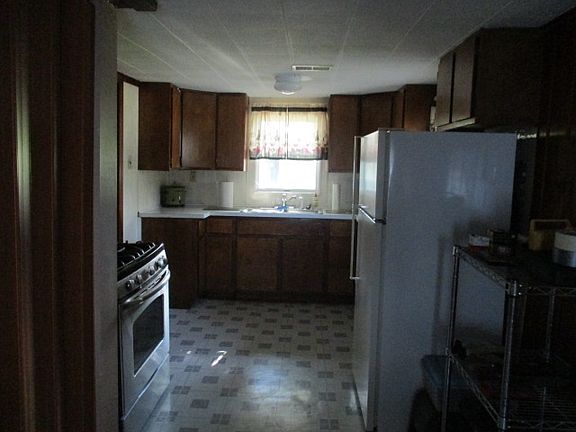 2nd image of 9899 Poole Dr